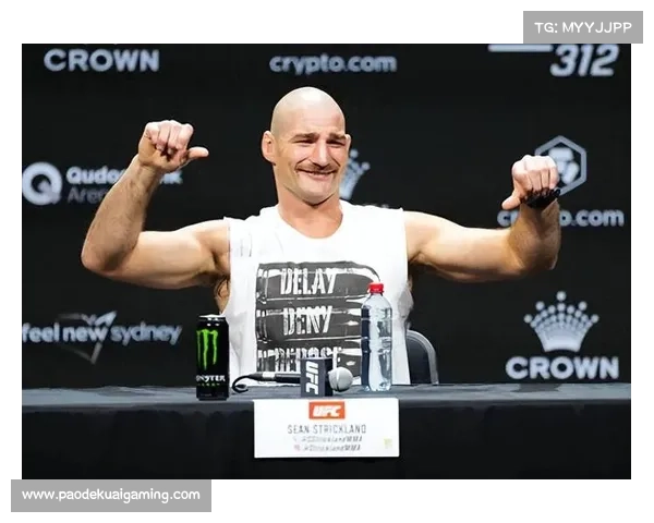 斯特里克兰暗示因中量级停滞考虑升重至轻重量级