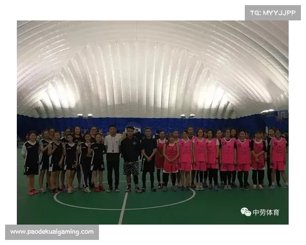 学生会独立组织篮球联赛，场地协调与赛程安排受考验